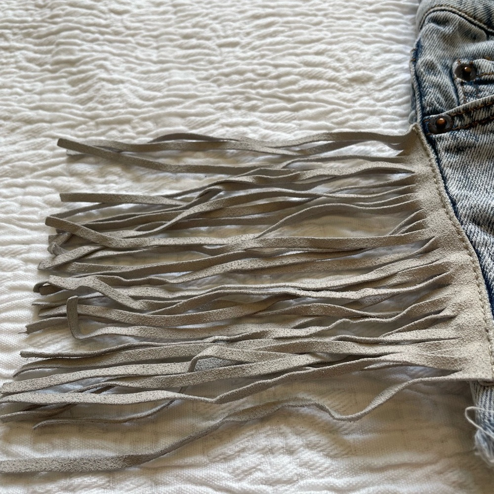 Vintage Havana Tassel Jean Shorts 27 - Picture 2 of 7